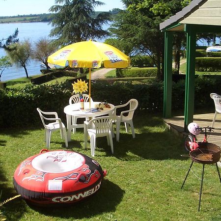 Beau-Rivage Du Lac De Pareloup Hotel Salles-Curan Eksteriør billede