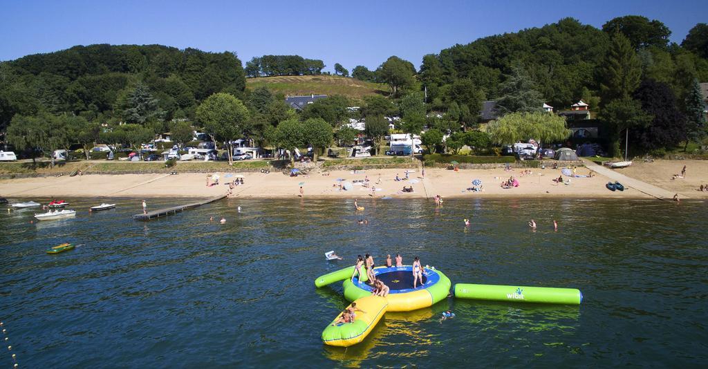 Beau-Rivage Du Lac De Pareloup Hotel Salles-Curan Eksteriør billede